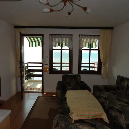 Anita Apartment *